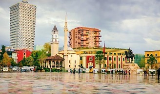 Twin Towers Hotel