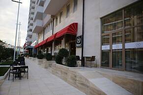 Twin Towers Hotel