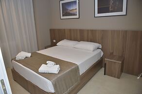 Twin Towers Hotel