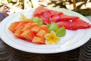 Tropical Garden Inn