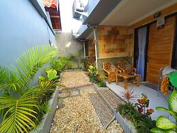 Tropical Garden Inn