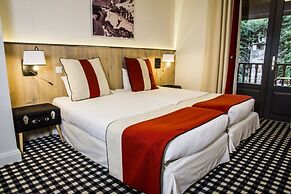 Hotel Mir