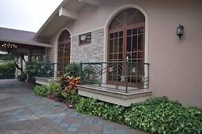 Luxva Hotel Boutique