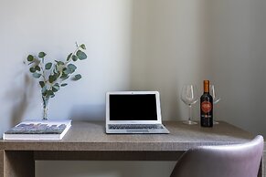 Giubbonari Suites