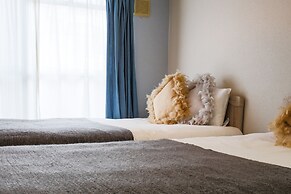 Grand Court Namba 401