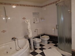 Monfort Apartments