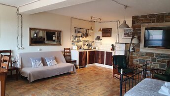 Monfort Apartments