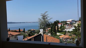 Monfort Apartments