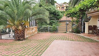 Monfort Apartments