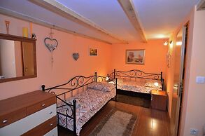 House Tihanka
