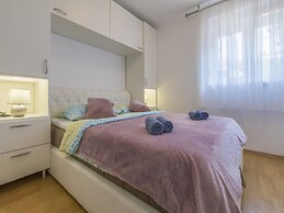 Apartment Cherry 2