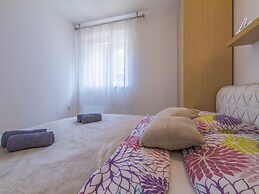 Apartment Cherry 2