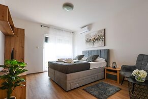 Apartments Jasna