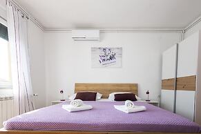 Apartments Jasna