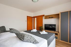 Apartments Jasna