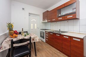 Apartments Miroslava