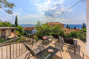 Apartments Bartulin