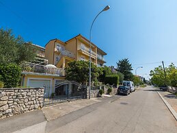 Apartment Erna