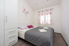 Apartments Lucija