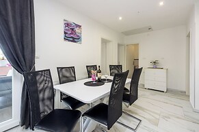 Apartments Lucija