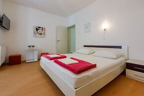 Apartments Zorica