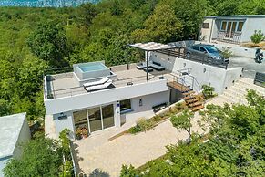 House Linda 2