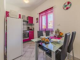 Apartment Lena