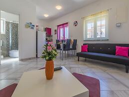 Apartment Lena
