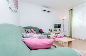 Apartment Snjezana