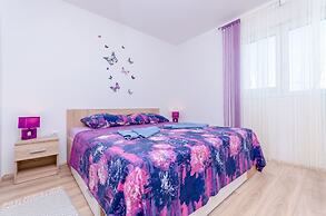 Apartment Snjezana