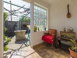 House Maya