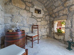 House Maya