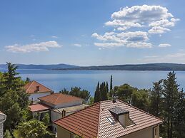 Apartments Maro