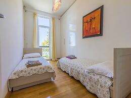 Apartment Sunny