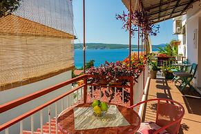 Apartment Antic S