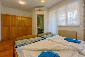 Apartments Villa 7