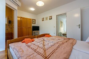 Apartments Villa 7