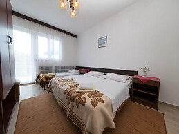 Apartments Biserka