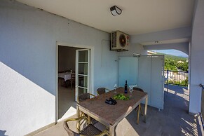 Apartment Goran