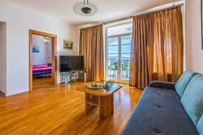Apartment Goran