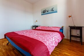 Apartment Goran