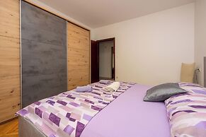 Apartments Lilin