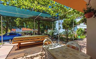 Apartments Lilin