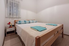 Apartments Ankica