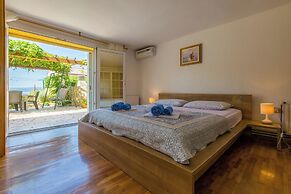 Apartments Neno