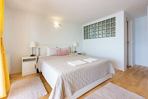 Apartments Neno