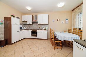 Apartments Dragica