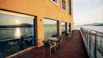 Ocean Spa Hotel