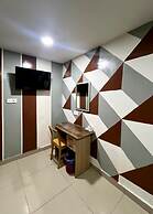 De Glory Hotel USJ 21