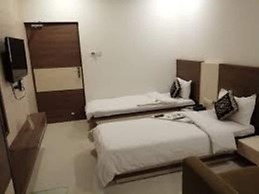 Hotel Grand Paradise